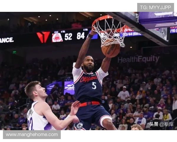 哈登15分11助凯斯勒完美表现 快船首节崩盘惨败爵士 哈登15分11助凯斯勒完美表现 快船首节崩盘惨败爵士