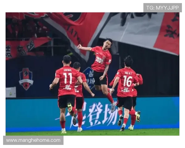 何超世界波制胜助浙江击败成都蓉城 成都争冠希望破灭尘埃落定